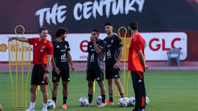 موقف أشرف داري من رحلة الأهلي إلى السعودية لخوض السوبر الإفريقي 