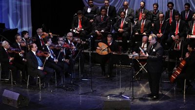 يالا نغنى، الأوبرا تنظم حفلا لفرقة التخت العربي على المسرح المكشوف 