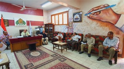 تعليم الأقصر تبحث الاستعدادات النهائية للعام الدراسي الجديد 