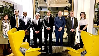 رئيس هيئة الاستثمار يبحث تعزيز العلاقات بين مصر والمملكة المتحدة