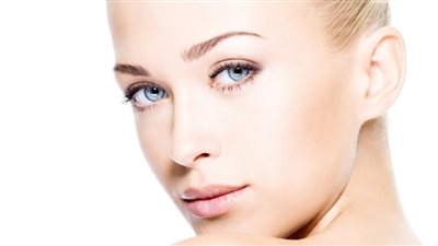  قناع الموز لترطيب البشرة وتعزيز نضارتها 