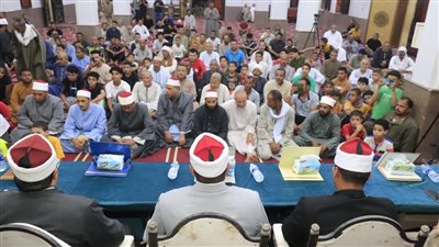 بمشاركة المجتمع المدني والأوقاف والقومي للسكان والمرأة، محافظ الفيوم يتابع مبادرة 