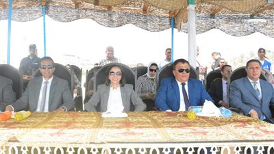 محافظ البحيرة تتفقد نادي المعدية ضمن الاحتفال بالعيد القومي (صور)