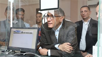 محافظ الجيزة يفتتح وحدة الأشعة المقطعية بمستشفى الواحات البحرية (صور)