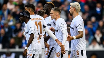 دوري أبطال أوروبا، تشكيل مباراة فينورد ضد باير ليفركوزن 