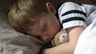 أفضل مشروبات، يمكن تقديمها لأطفال المدارس قبل النوم