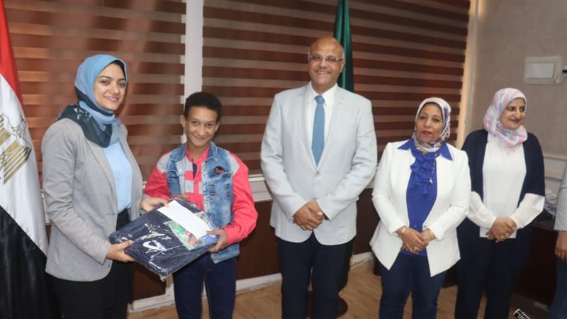 محافظ القليوبية خلال