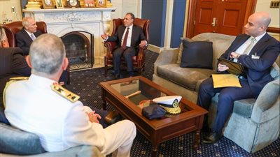 5 صور ترصد اجتماع وزير الخارجية مع أعضاء من مجلسي النواب والشيوخ الأمريكي