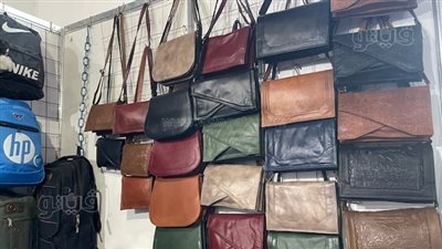 منتجات جلد طبيعي بسعر التكلفة بمعرض أهلا مدارس في مدينة نصر.. تبدأ من 50 جنيها وخصومات تصل لـ 50% (فيديو وصور) 