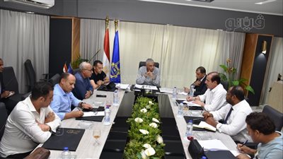 محافظ أسوان: تحليل عينات من محطات المياه والمرشحات والمنازل بصفة مستمرة 