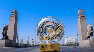 درع الدوري في طريقه لاستاد القاهرة استعدادا لتسليمه للنادي الأهلي ( فيديو)