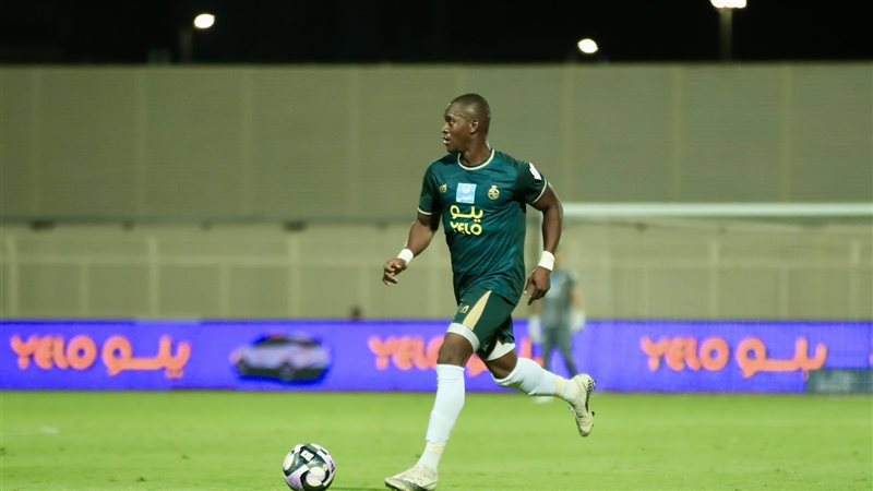 أليو ديانج لاعب الأهلي