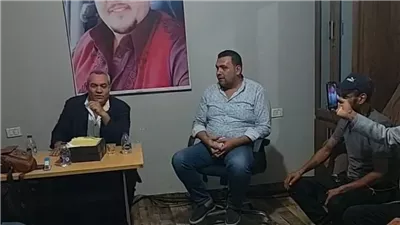 رئيس جهاز تنظيم النقل البري يبحث مشكلات سائقي النقل بين مصر وليبيا (صور)