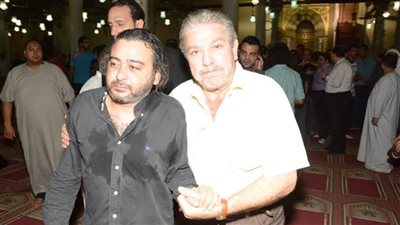 أحدهم باع أثاث بيته، فنانون تخلت عنهم المهنة وعانوا من التجاهل وقلة الأعمال