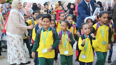 بخطاب رسمي موجه إلى المديريات، ماذا يحدث اليوم بمدارس الجمهورية للاحتفال بعيد الأم