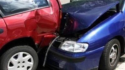 بسبب السرعة الجنونية، إصابة 3 أشخاص في تصادم سيارتين بالعجوزة