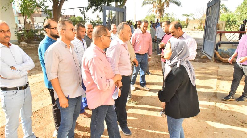 محافظ أسيوط يتفقد