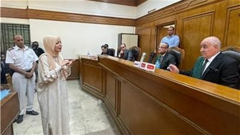 محاكمة مضيفة الطيران
