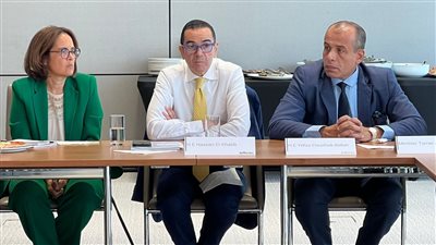 وزير الاستثمار يستعرض استراتيجية الحكومة لتعزيز التعاون مع المؤسسات المالية الدولية