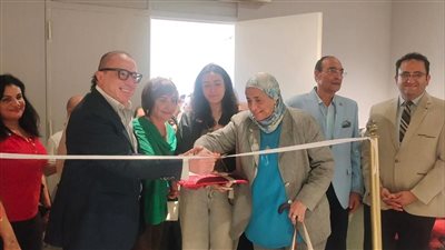 افتتاح المعرض التشكيلي للملتقى الدولى الثامن لذوى القدرات الخاصة