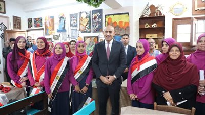وزير التعليم يتابع انطلاق العام الدراسى الجديد بـ12 مدرسة فى سوهاج