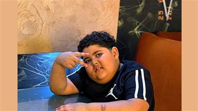 شاهد عيان يكشف تفاصيل صادمة عن سقوط ابن المطرب إسماعيل الليثي من الطابق العاشر