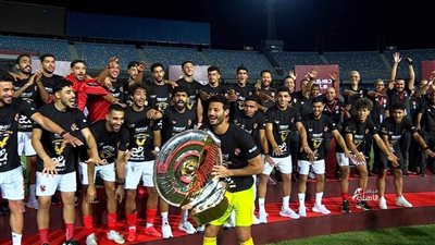 أخبار الرياضة اليوم: الأهلي يصعد لمجموعات إفريقيا ويتسلم درع الدوري.. منتخب مصر يتوج ببطولة العالم للكراسي المتحركة.. أحمد فتحي يعتزل كرة القدم.. وحسين لبيب رئيسا لبعثة الزمالك في السعودية