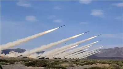 ليلة الحرب الشاملة.. حزب الله يقصف إسرائيل بمئات الصواريخ.. جيش الاحتلال يرد بمئات الغارات.. ويعلن حالة الطوارئ استعدادا للمعركة الكبرى 