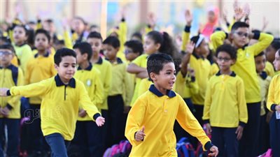 نشاط وحيوية، حضور كبير في ثاني أيام العام الدراسي الجديد بالقاهرة والجيزة (صور)