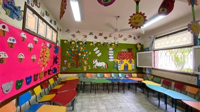 مدارس قنا تتزين لاستقبال التلاميذ فى أول يوم دراسى (صور)