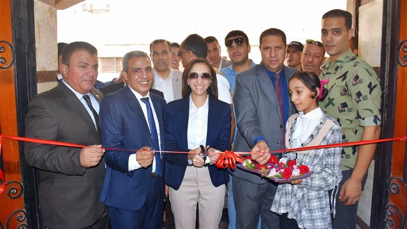 محافظ البحيرة تفتتح