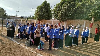 انتظام الطلاب في طوابير الصباح بمدارس الغربية في أول يوم دراسي (بث مباشر)