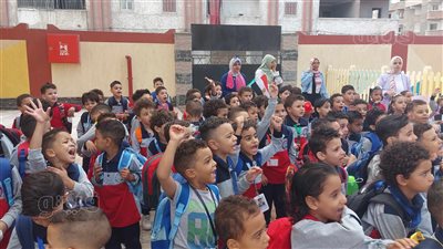 انتظام الدراسة داخل مجمع مدارس العجمي الجديد في الإسكندرية (بث مباشر)