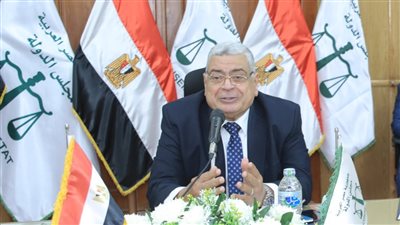 رئيس مجلس الدولة يطالب أعضاء الجمعية العمومية ببذل الجهد للوصول للعدالة الناجزة