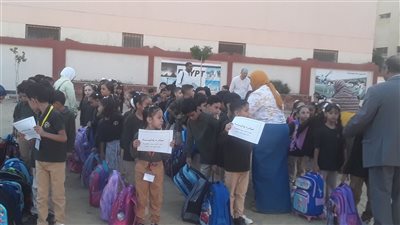 انتظام الطابور الصباحى فى أول أيام الدراسة بالإسكندرية (صور) 