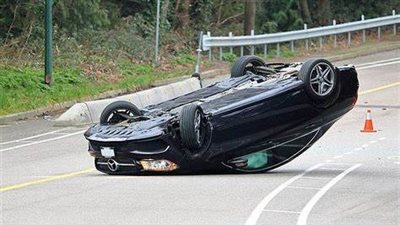 تفسير رؤية انقلاب السيارة في المنام وعلاقته بتيسير الأمور وتفريج الهموم 