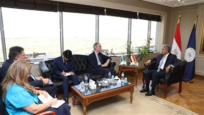 وزير السياحة يبحث مع سفير السويد بالقاهرة سبل التعاون المشترك