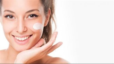 قناع طبيعي واقتصادي لبشرة نضرة وناصعة البياض