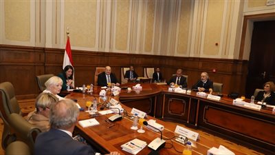 تفاصيل استقبال رئيس مجلس الشيوخ وفدا برلمانيا فرنسيا