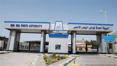 تداول 47 ألف طن بضائع في موانئ البحر الأحمر