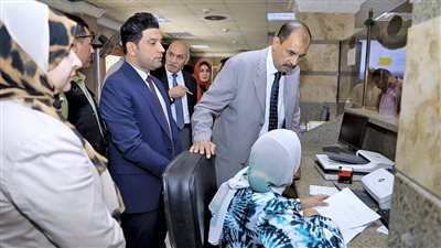 محافظ سوهاج يتابع سير العمل بملف التصالح على مخالفات البناء بالمراكز التكنولوجية