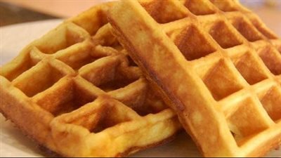 طريقة عمل الوافل فى المنزل بمكونات بسيطة 