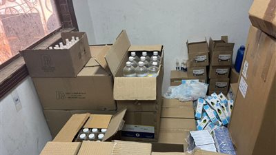 هيئة الدواء: ضبط مصنع غير مرخص للمستحضرات الصيدلية بالعاشر من رمضان