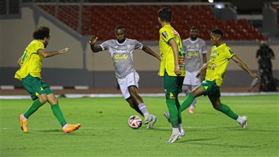 كأس الملك السعودي، الطائي يفوز على الخليج بخماسية في غياب محمد شريف 