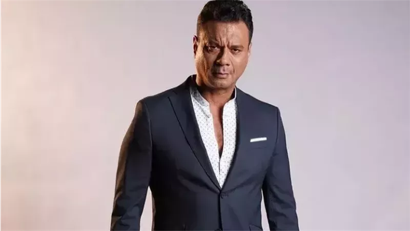الفنان عباس أبو الحسن،