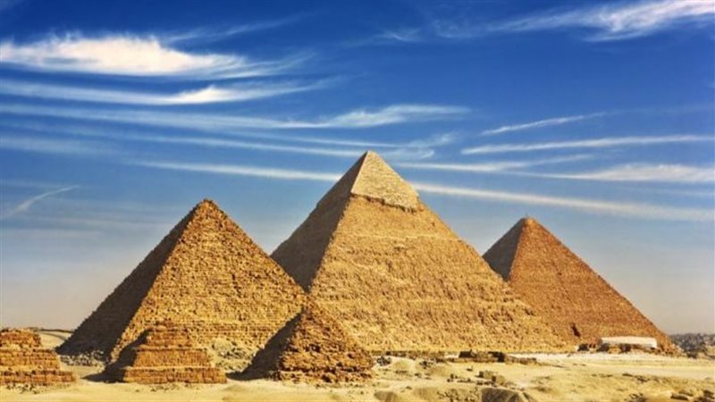 الأهرامات