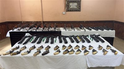 أخبار الحوادث اليوم: ضبط ترسانة أسلحة بالبحيرة.. قرار جديد بشأن التيك توكر وحش الكون.. خريطة أماكن مكاتب الجوازات المتنقلة