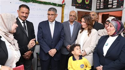 محافظ الجيزة يشدد على متابعة نسب حضور وغياب الطلاب بالمدارس (صور)