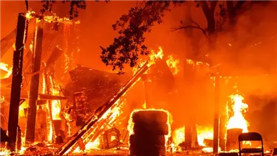 أول رد من المهن السينمائية على حريق مدينة الإنتاج الإعلامي