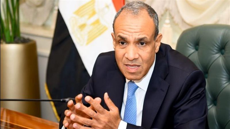 وزير الخارجية بدر